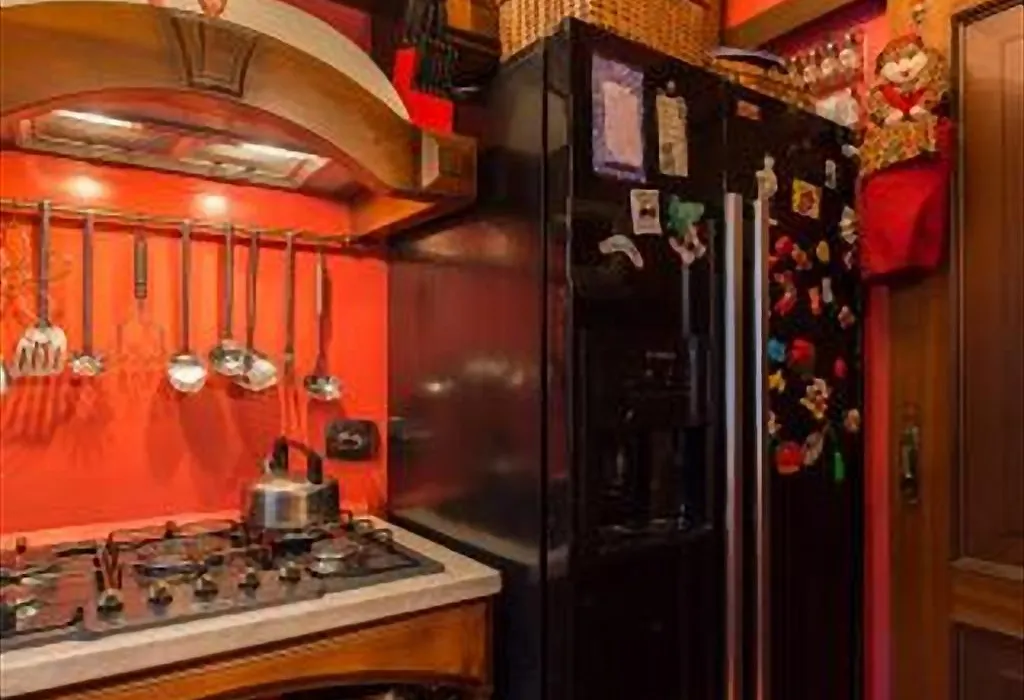 Romantic & Artistic Apartment-1